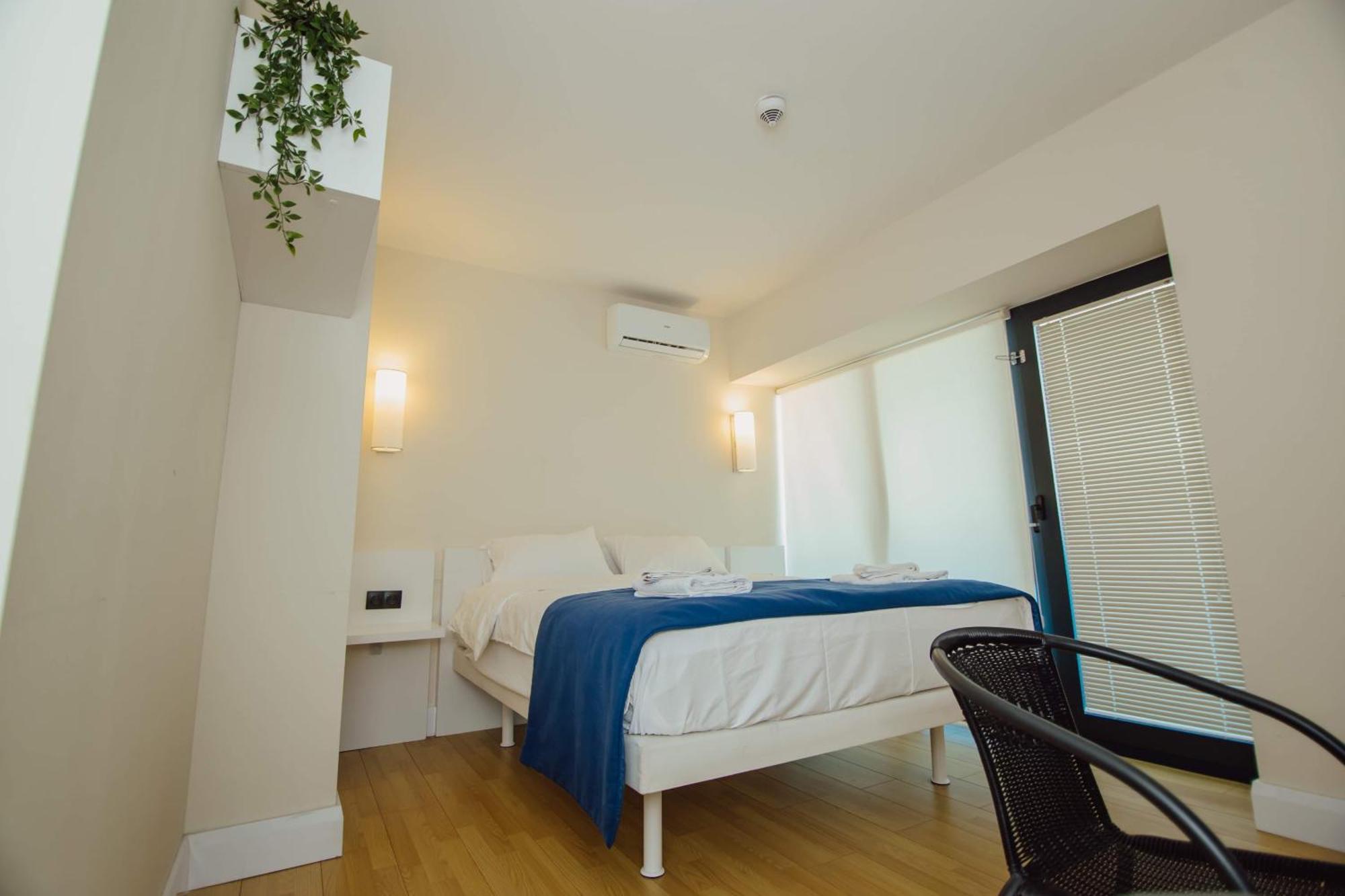 Luxury Beach Front Hotel Batumi Bagian luar foto