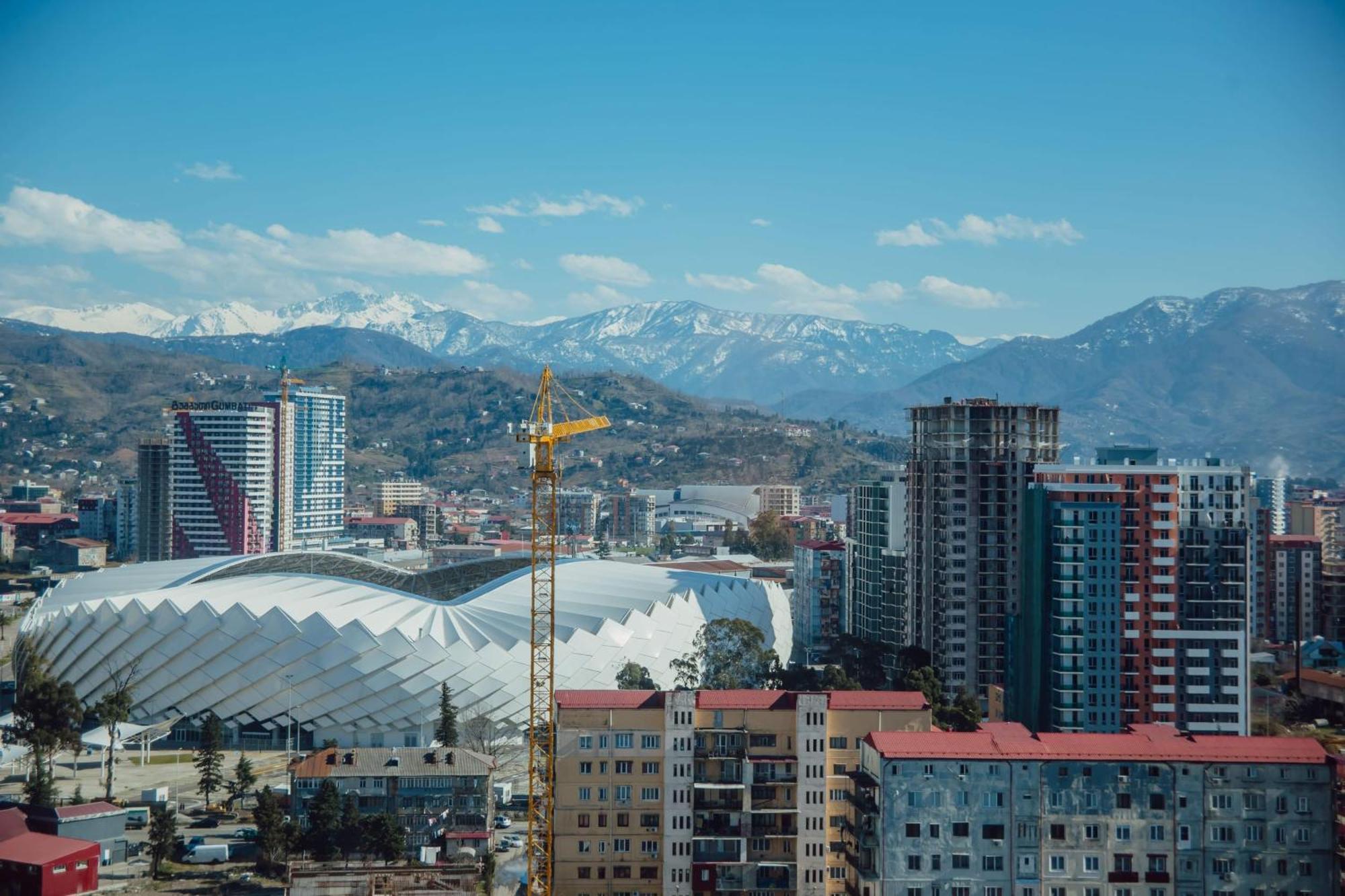 Luxury Beach Front Hotel Batumi Bagian luar foto