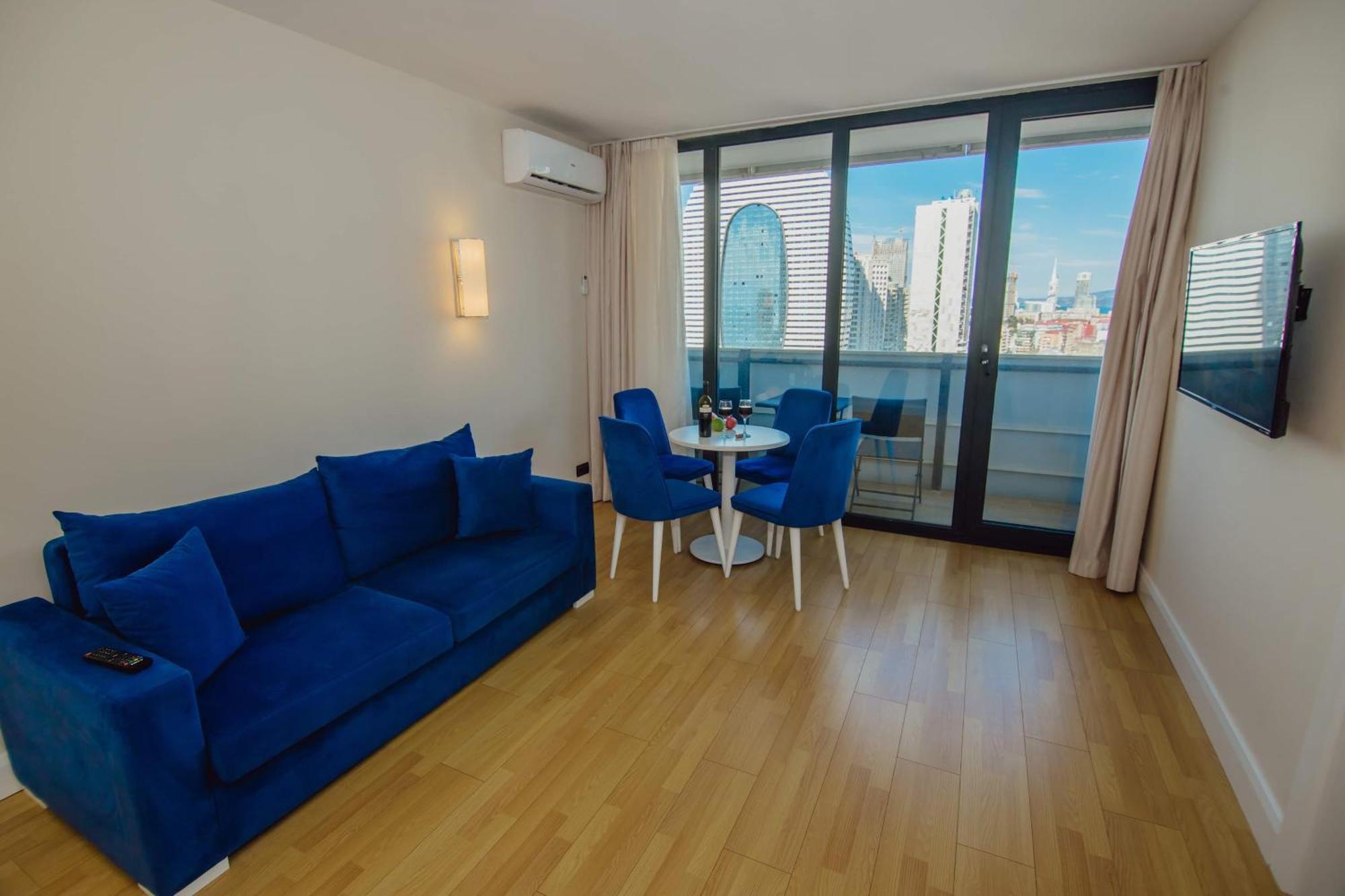 Luxury Beach Front Hotel Batumi Bagian luar foto